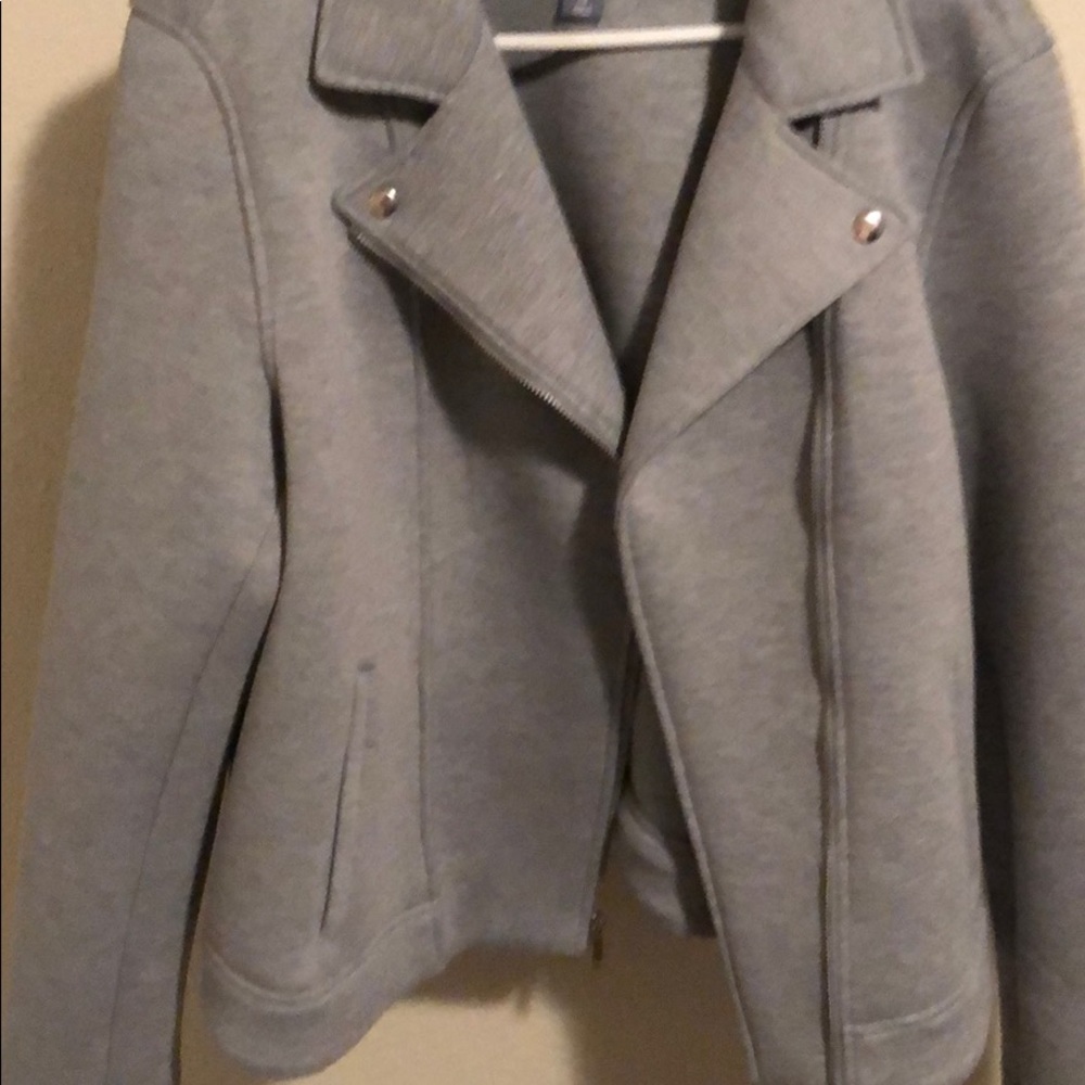 Grey Jacket - Picture 3 of 3
